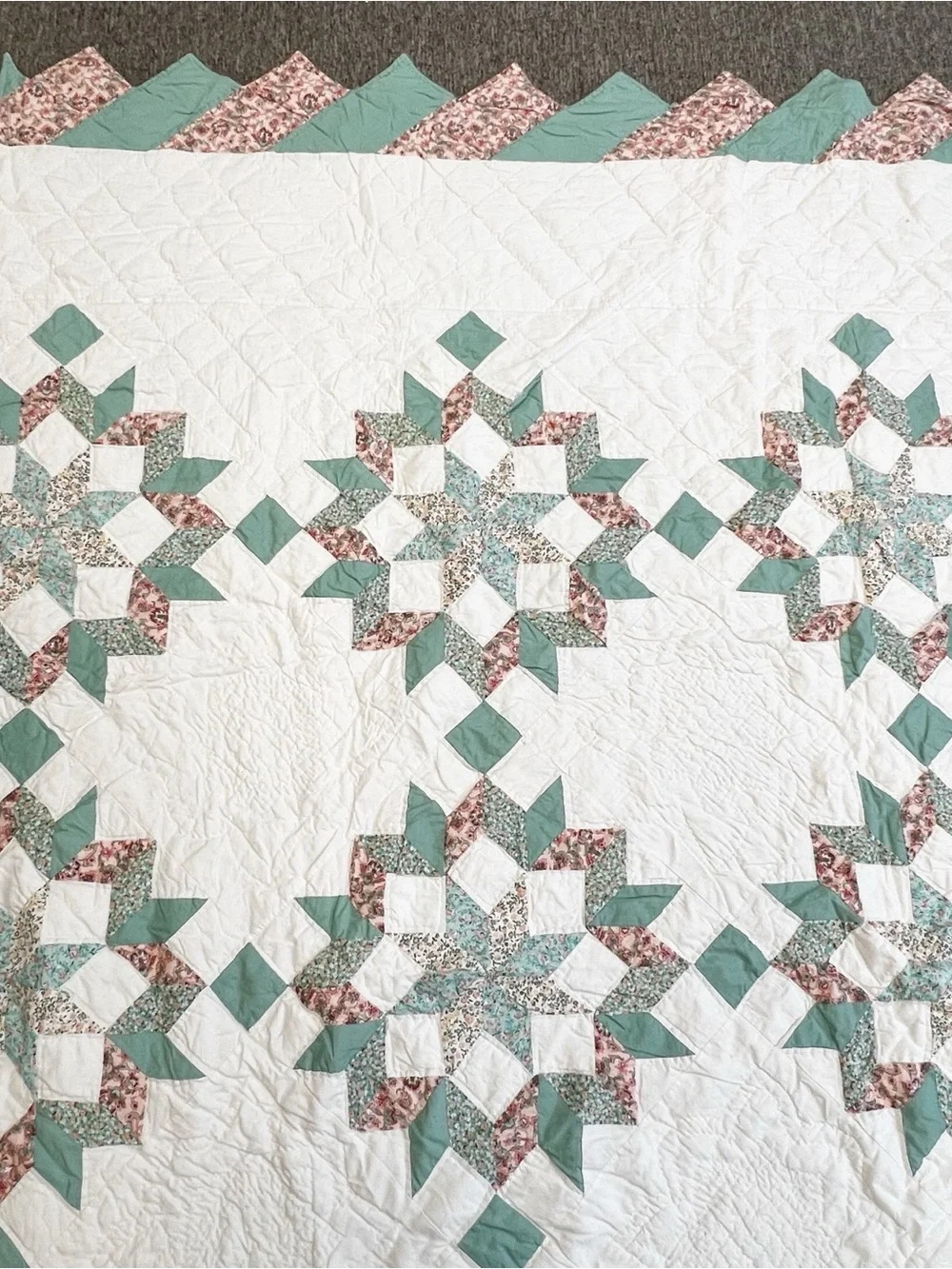Handmade Vintage Eighth Point Star Patchwork Quilt Multicolor 85”x93” FLAW